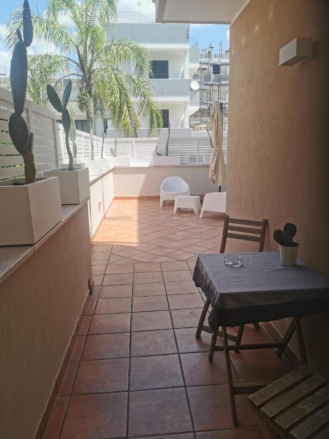 Bed and Breakfast Dimora Dei Salentini Lecce Exterior foto