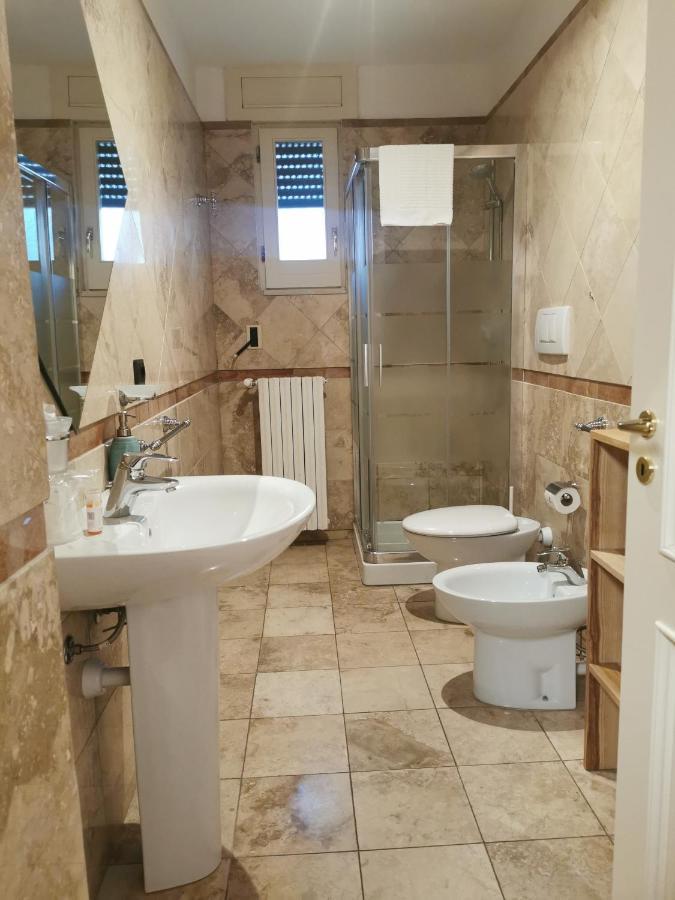 Bed and Breakfast Dimora Dei Salentini Lecce Zimmer foto